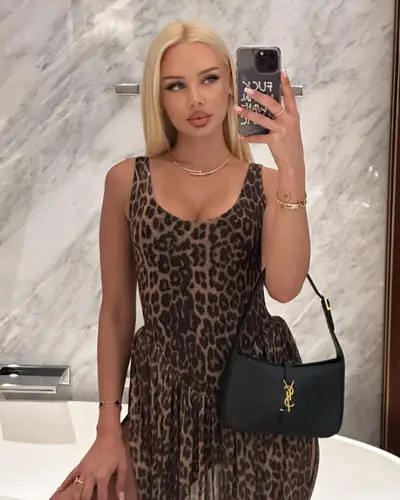 LINDA 3 photo in gallery